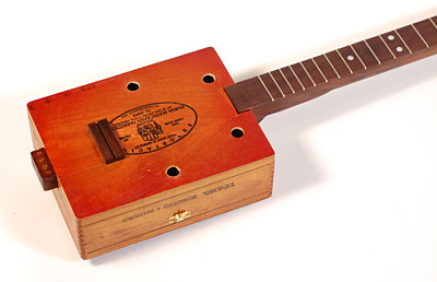 cigar box guitar